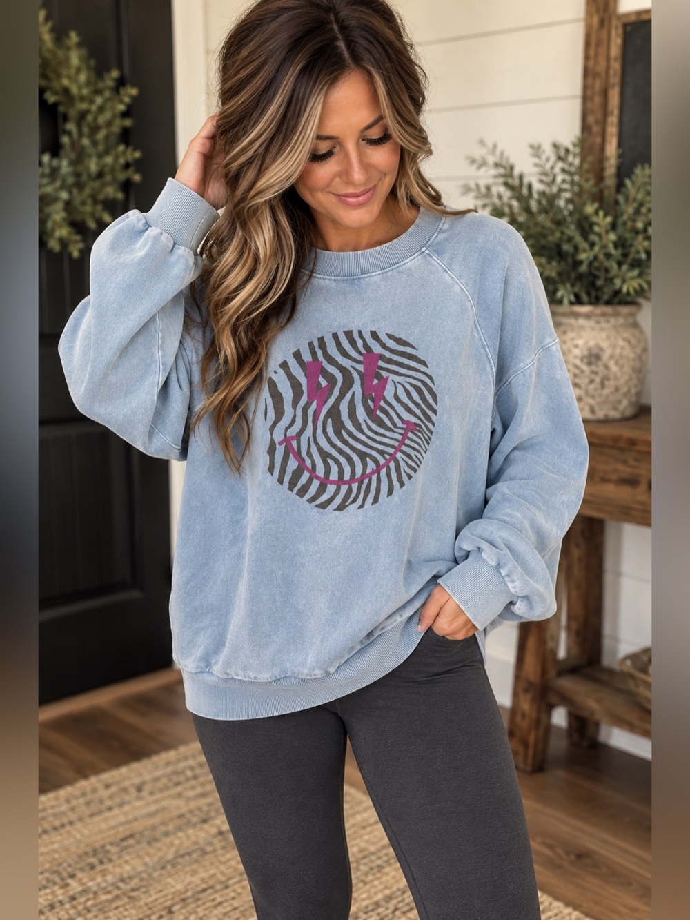 Easel Washed Blue Zebra Smile Graphic Sweatshirt medium